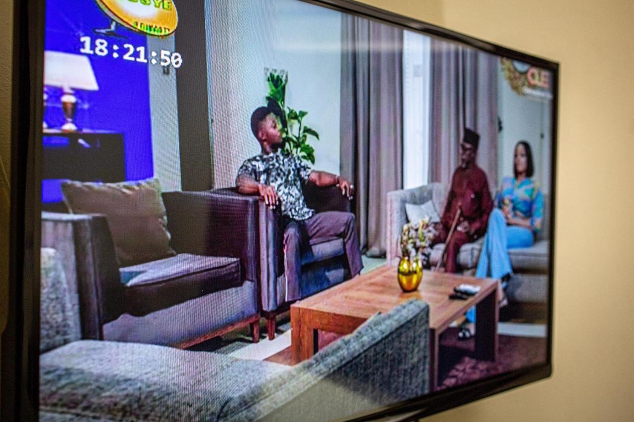 Sonja'S Guesthouse Zanderij エクステリア 写真